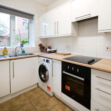 Ideal Abode Abbots 4 En-Suite Chester Bagian luar foto